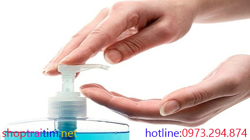 Hướng dẫn cách vệ sinh các sản phẩm sex toy an toàn